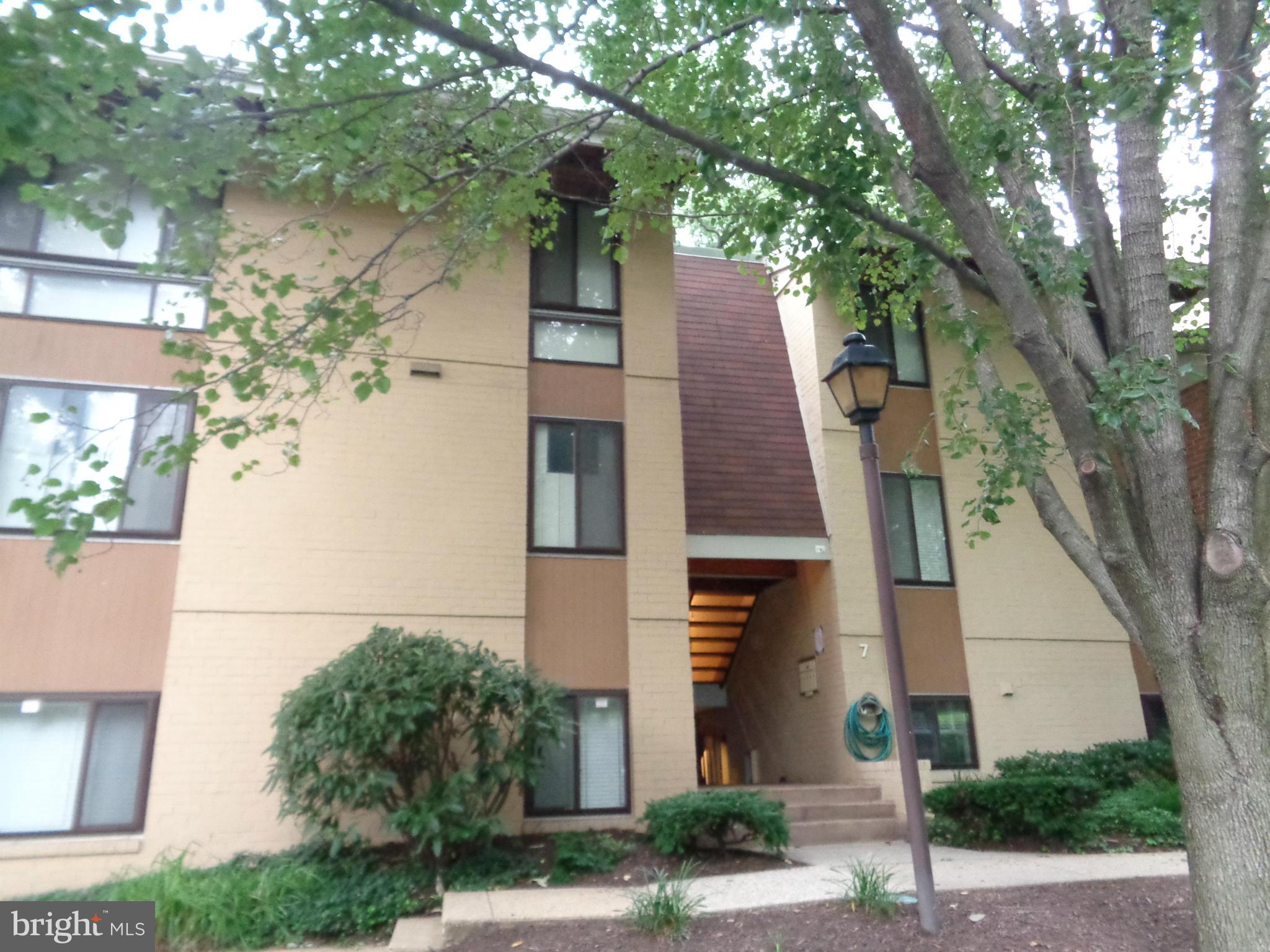 7 Cross Keys Road, Unit 7D Baltimore, MD 21210 - Photo 1 of 14 Exterior (Front)