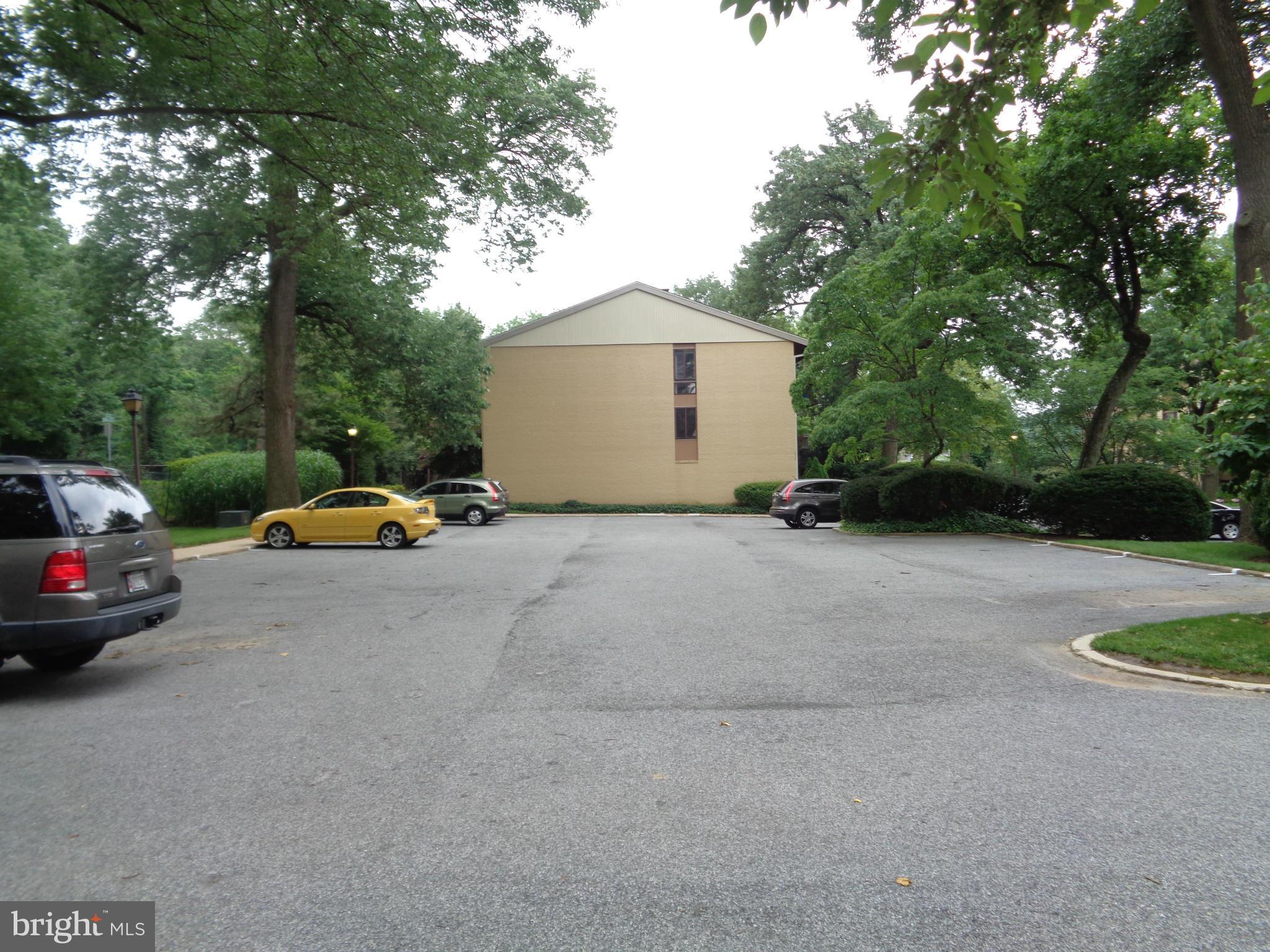 7 Cross Keys Road, Unit 7D Baltimore, MD 21210 - Photo 13 of 14 Community