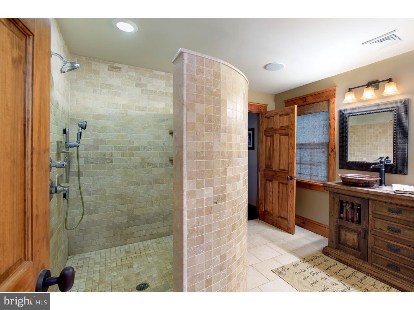 413 Chapel Hill Road Reading, PA 19608 - Photo 11 of 24 Gallery Image 11