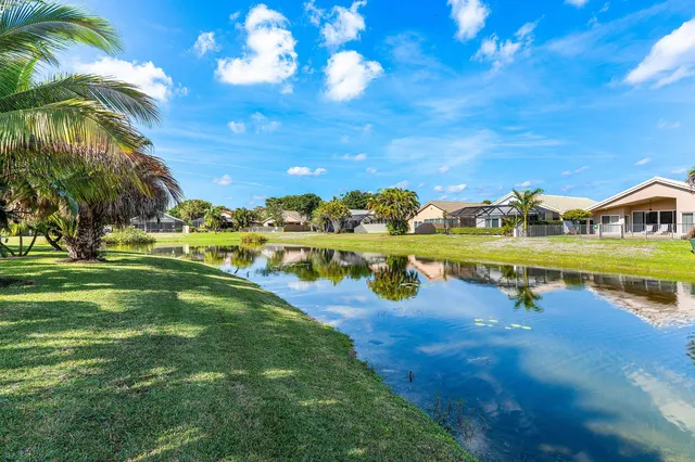 $675,000 | 21033 Cottonwood Drive, Boca Raton, FL 33428