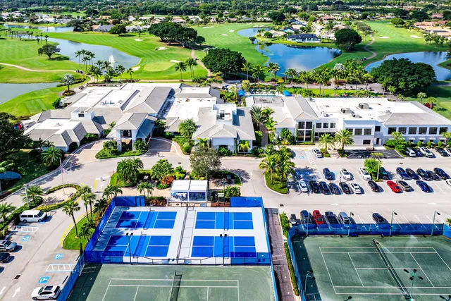 $675,000 | 21033 Cottonwood Drive, Boca Raton, FL 33428