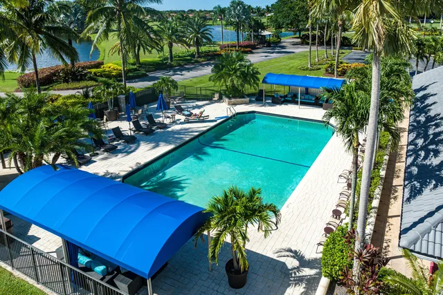 $675,000 | 21033 Cottonwood Drive, Boca Raton, FL 33428