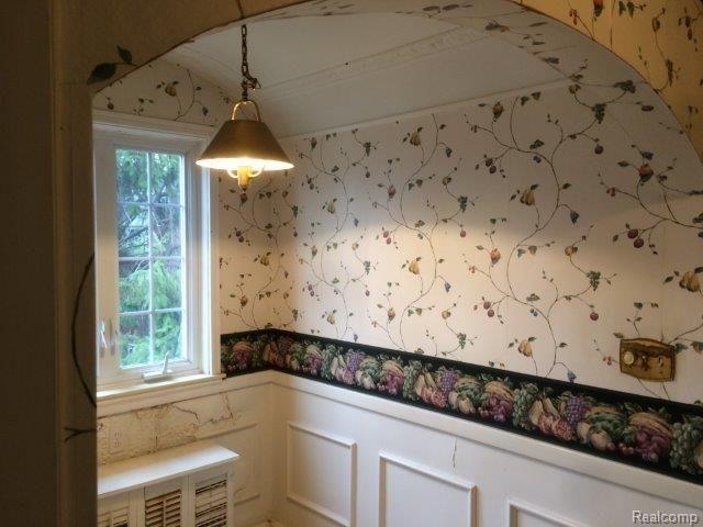 464 Neff Road Grosse Pointe, MI 48230 - Photo 5 of 18 IMG_9317.jpg