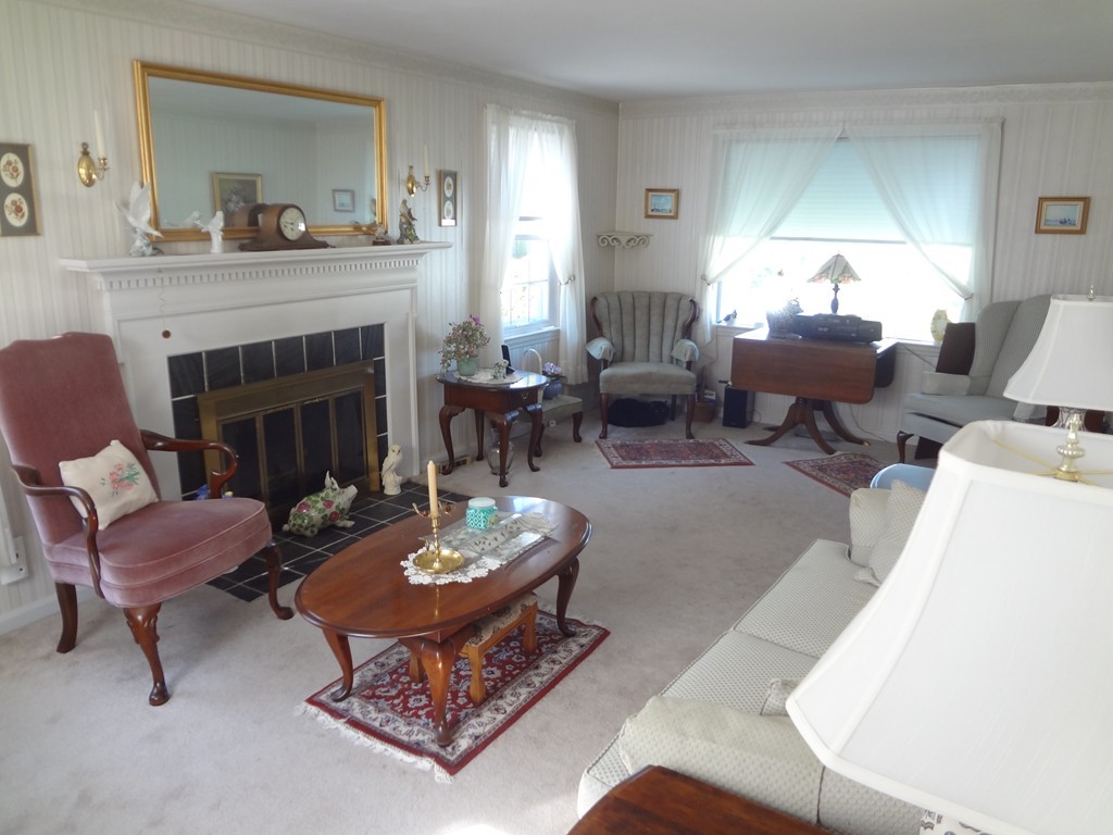116 Chalmers Street Springfield, MA 01118 - Photo 4 of 15 Gallery Image 4