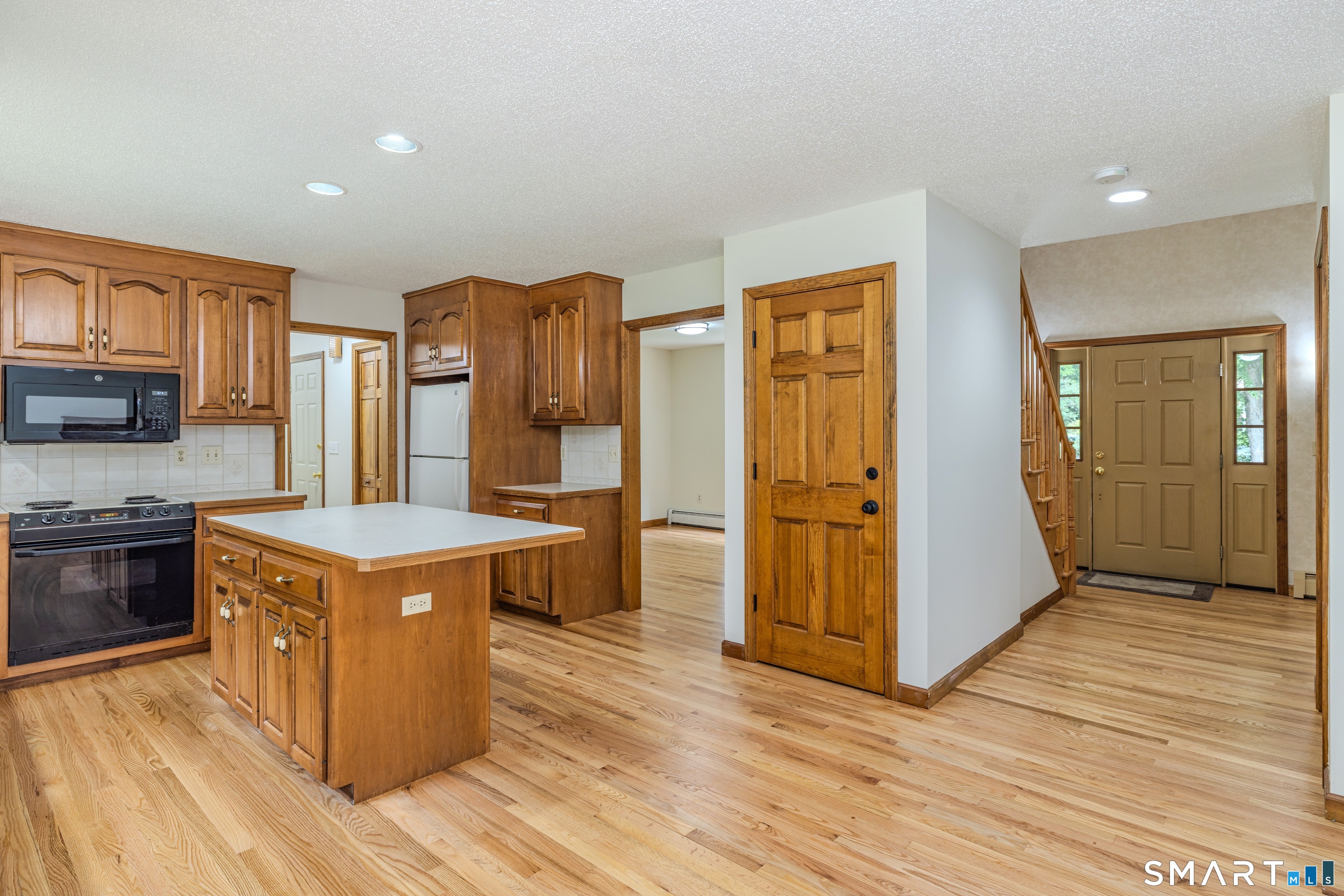 15 Jacobs Hill Road Mansfield, CT 06250 - Photo 6 of 40