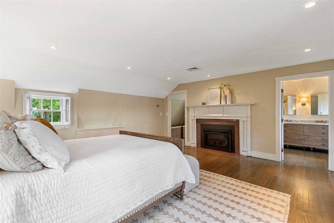 81 Mathewson Road Barrington, RI 02806 - Photo 35 of 49