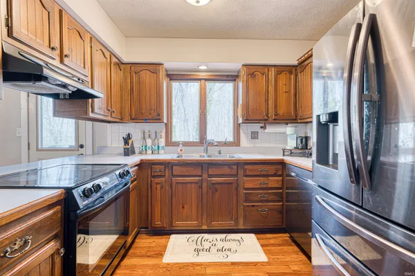 $379,000 | 966 Highway 66, New Harmony, IN 47631