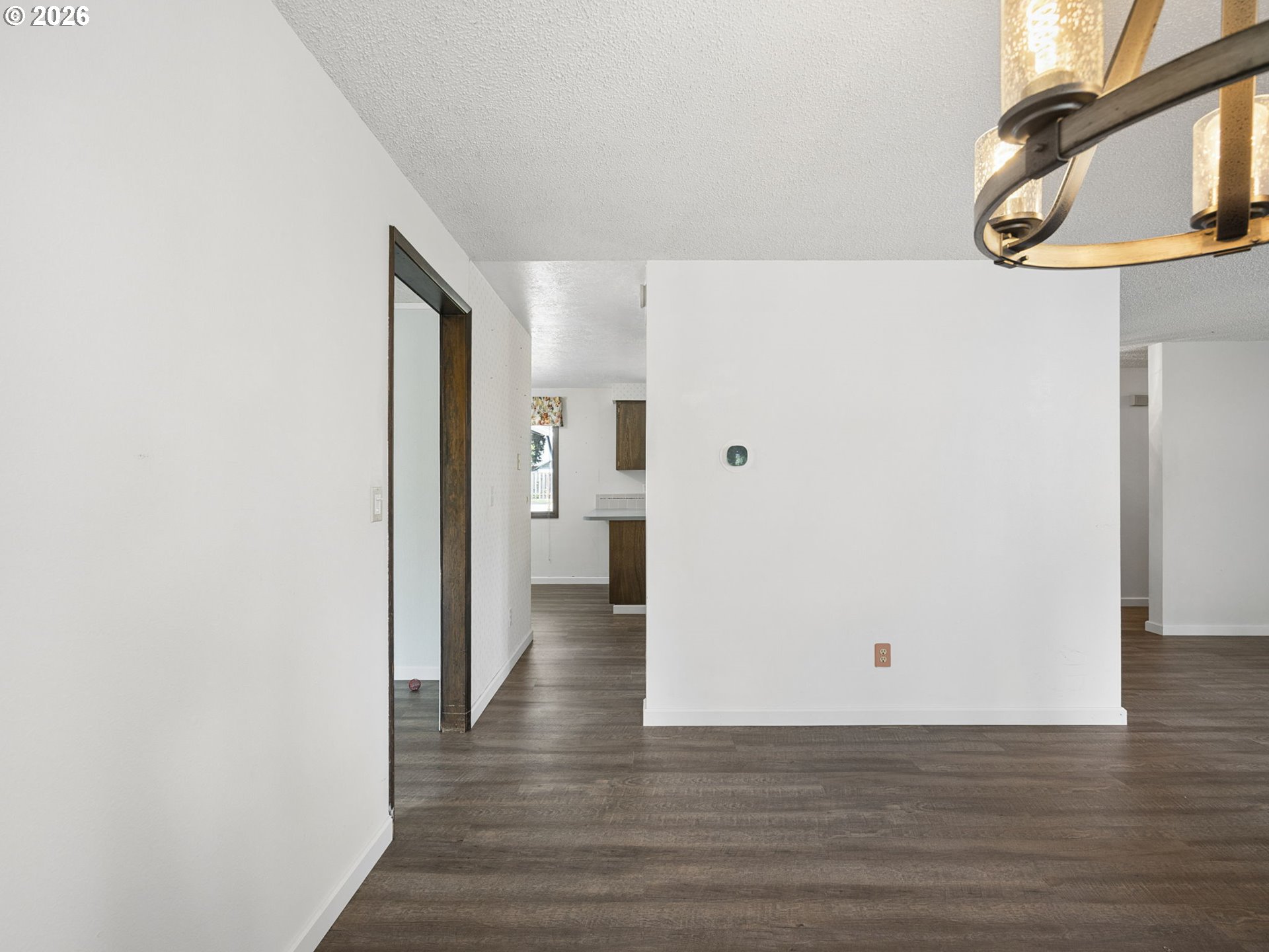 1712 Southwest Hensley Road Troutdale, OR 97060 - Photo 11 of 36 Dining Area