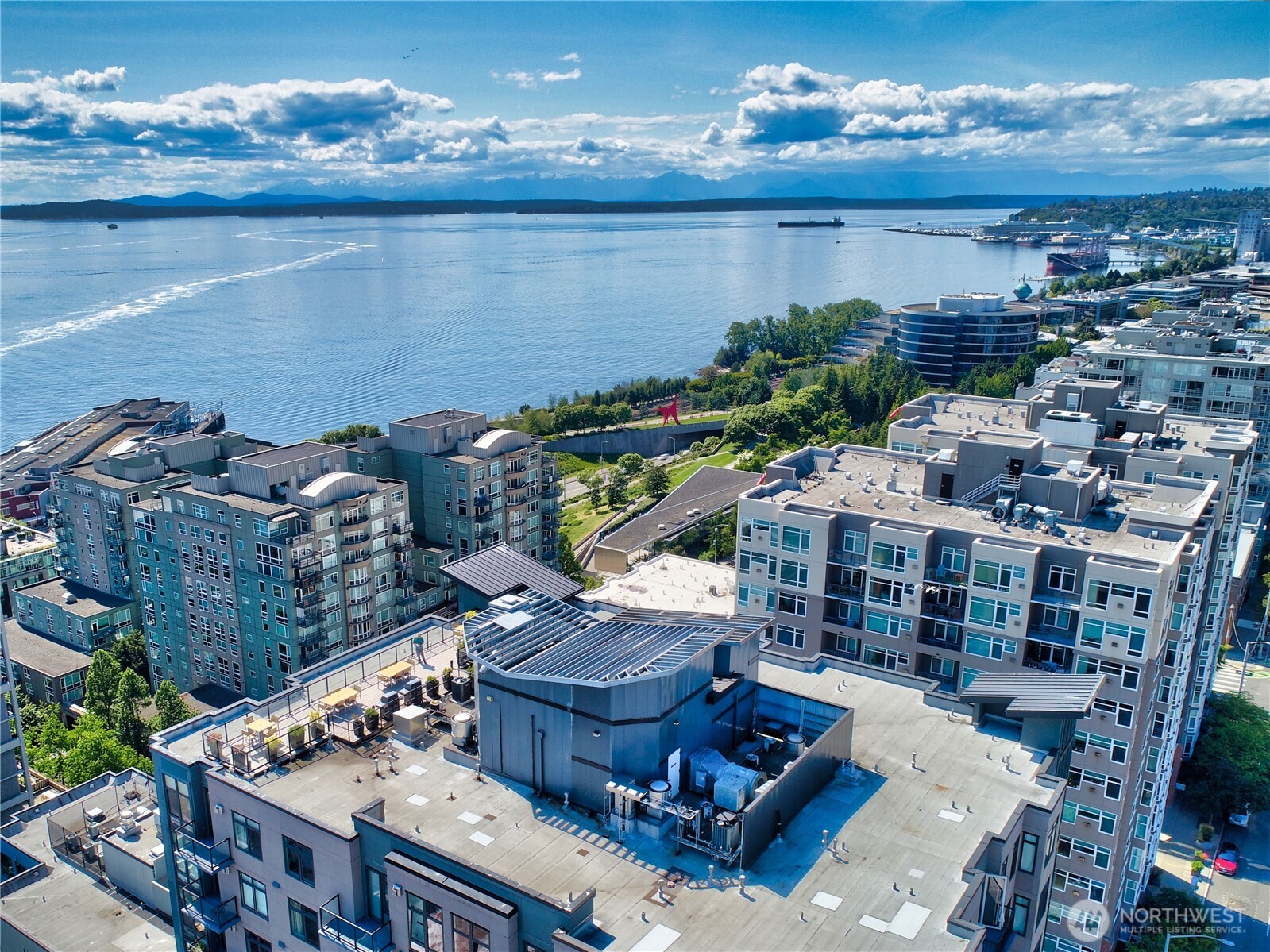 2721 1st Avenue, Unit PH06 Seattle, WA 98121 - Photo 1 of 31