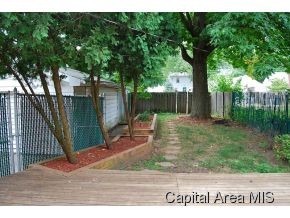 2429 South 6th Street Springfield, IL 62703 - Photo 6 of 24