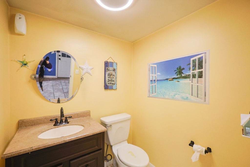 45 Greenfield Road Westport, MA 02790 - Photo 15 of 29