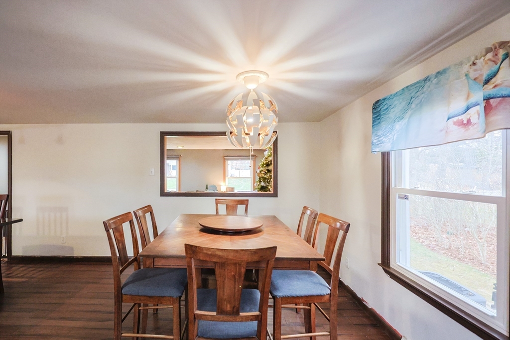 45 Greenfield Road Westport, MA 02790 - Photo 6 of 29