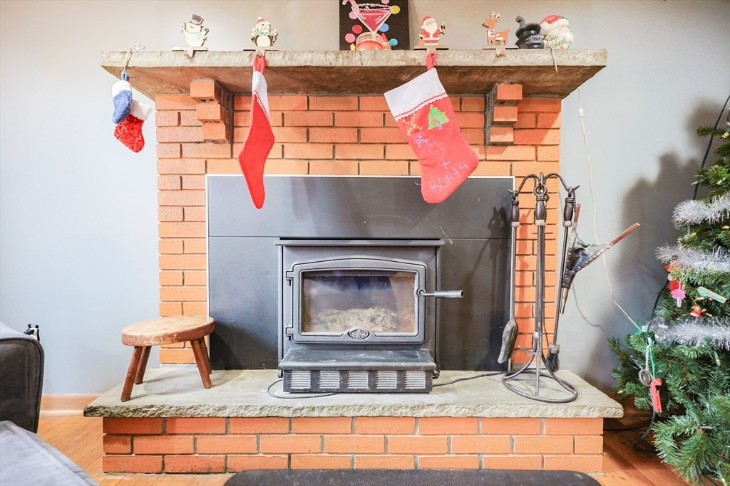 45 Greenfield Road Westport, MA 02790 - Photo 10 of 29