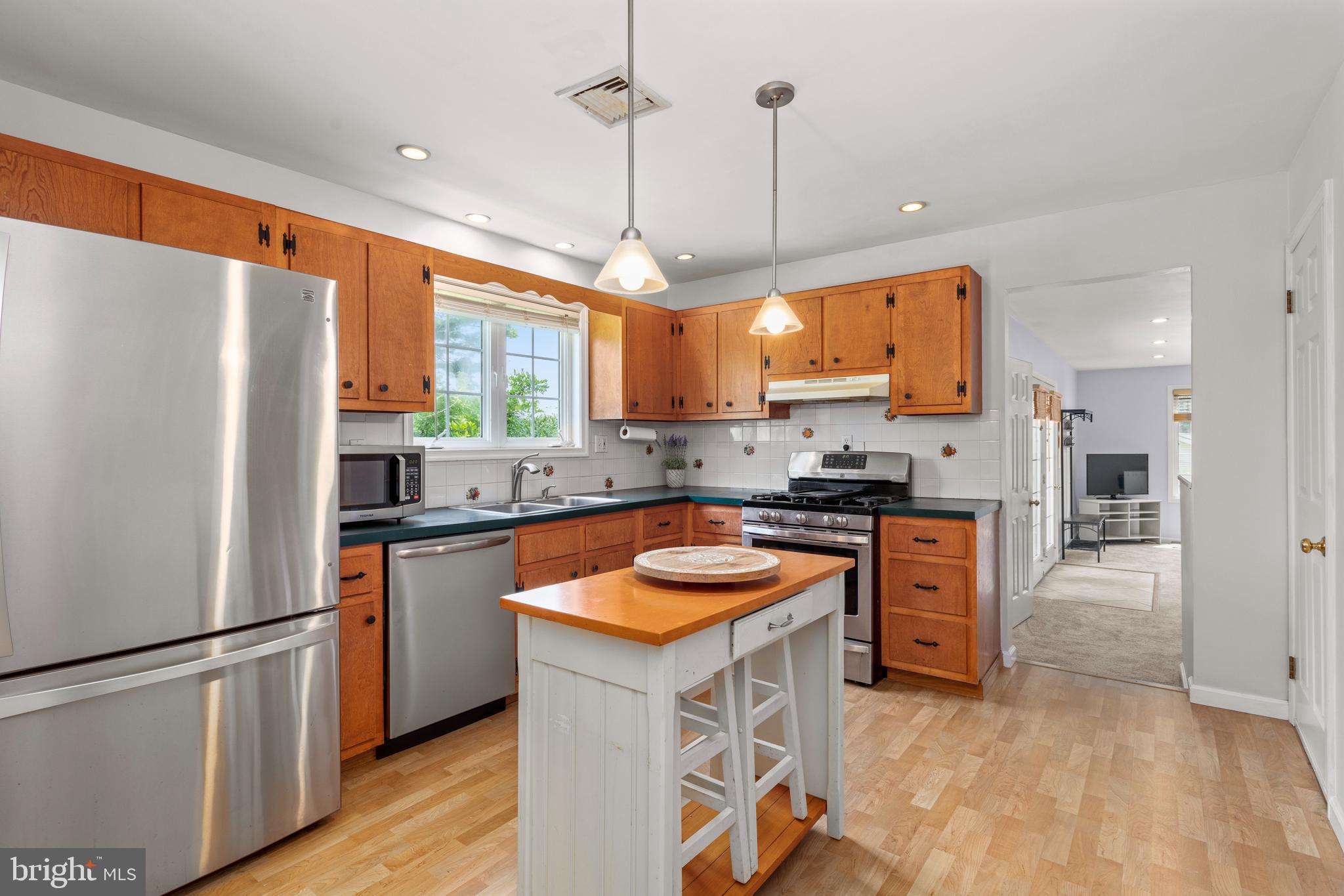 3206 Nottingham Road Norristown, PA 19403 - Photo 11 of 41 Gallery Image 11