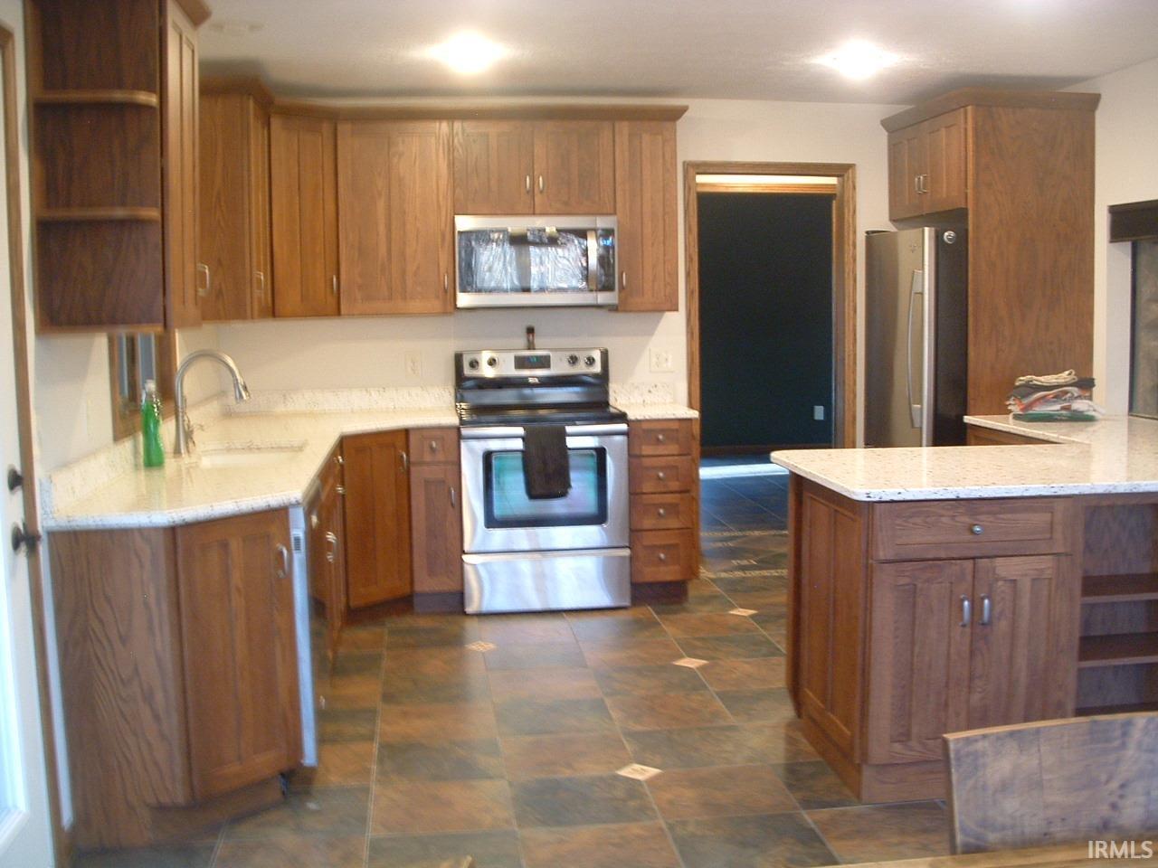2555 West Hyden Road Spencer, IN 47460 - Photo 13 of 29 Gallery Image 13