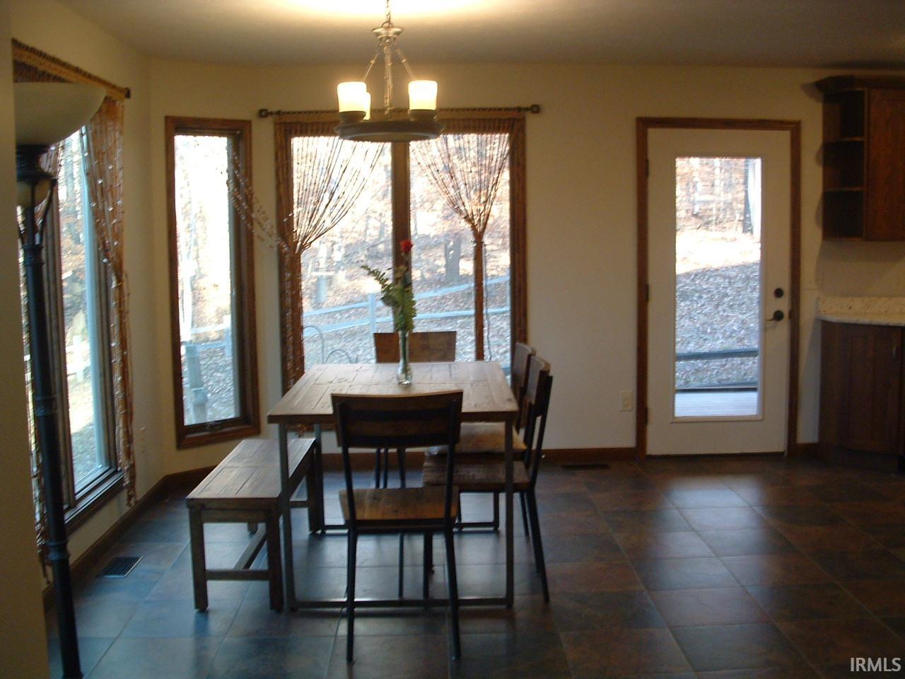 2555 West Hyden Road Spencer, IN 47460 - Photo 9 of 29 Gallery Image 9