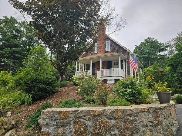 $3,800 | 14 Morton Park Road, Unit 1, Plymouth, MA 02360