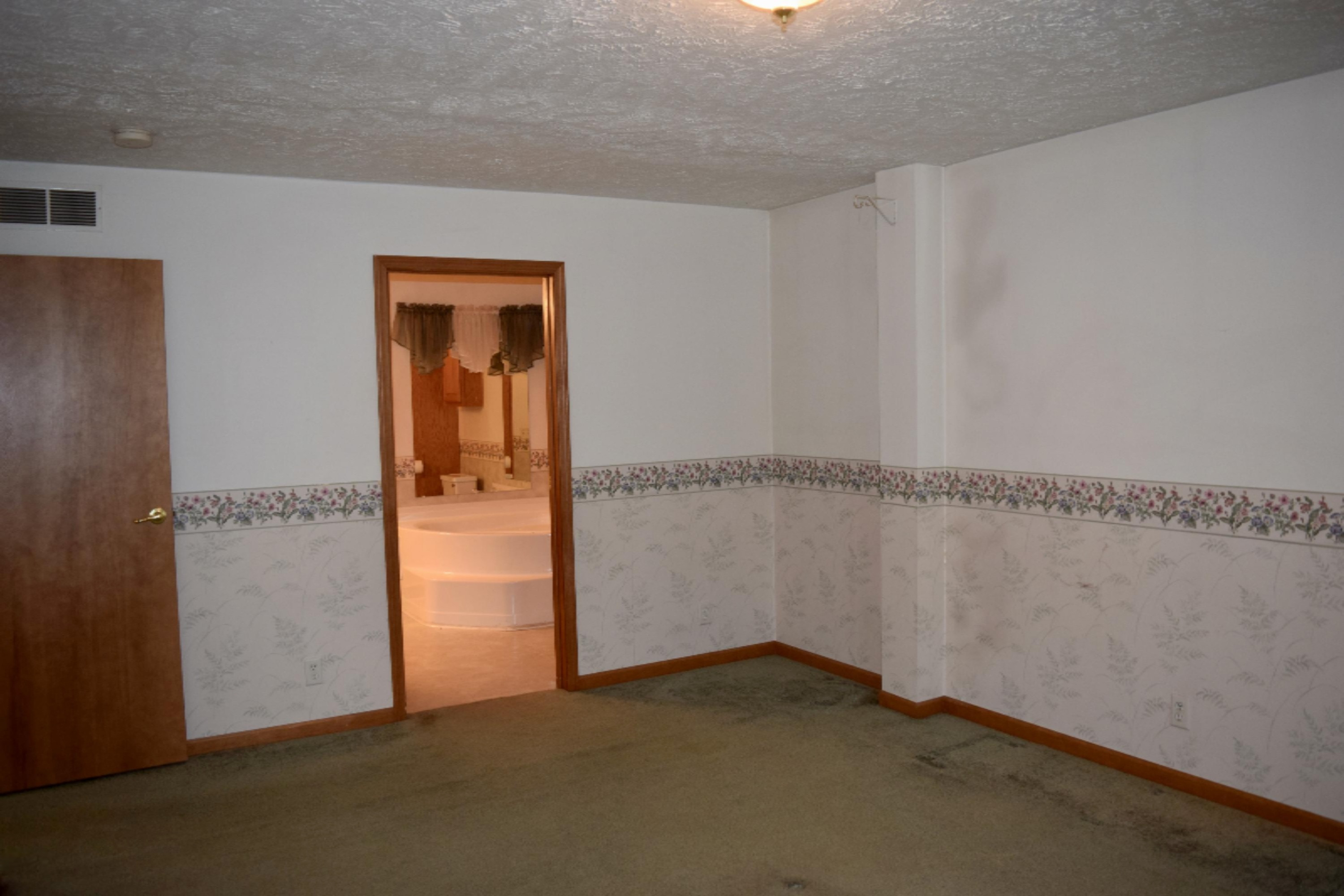 5061 Schoedel Road Manistee, MI 49660 - Photo 7 of 39 DSC_0015
