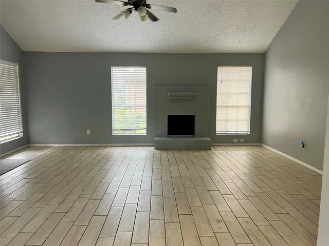 $1,750 | 10610 Sandy River Drive, Sugar Land, TX 77498