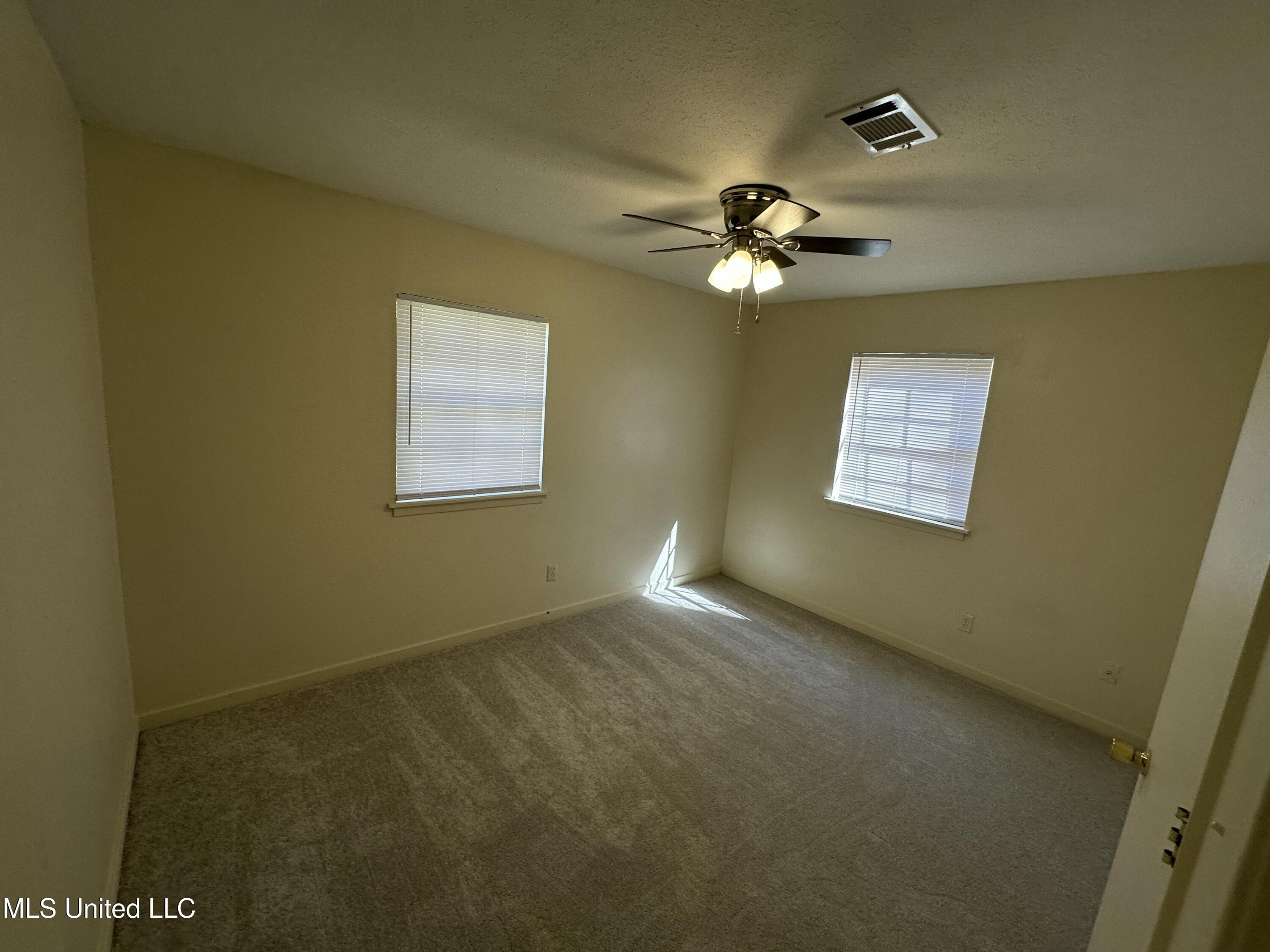 2835 Glenderry Street Jackson, MS 39212 - Photo 21 of 41 IMG_3660