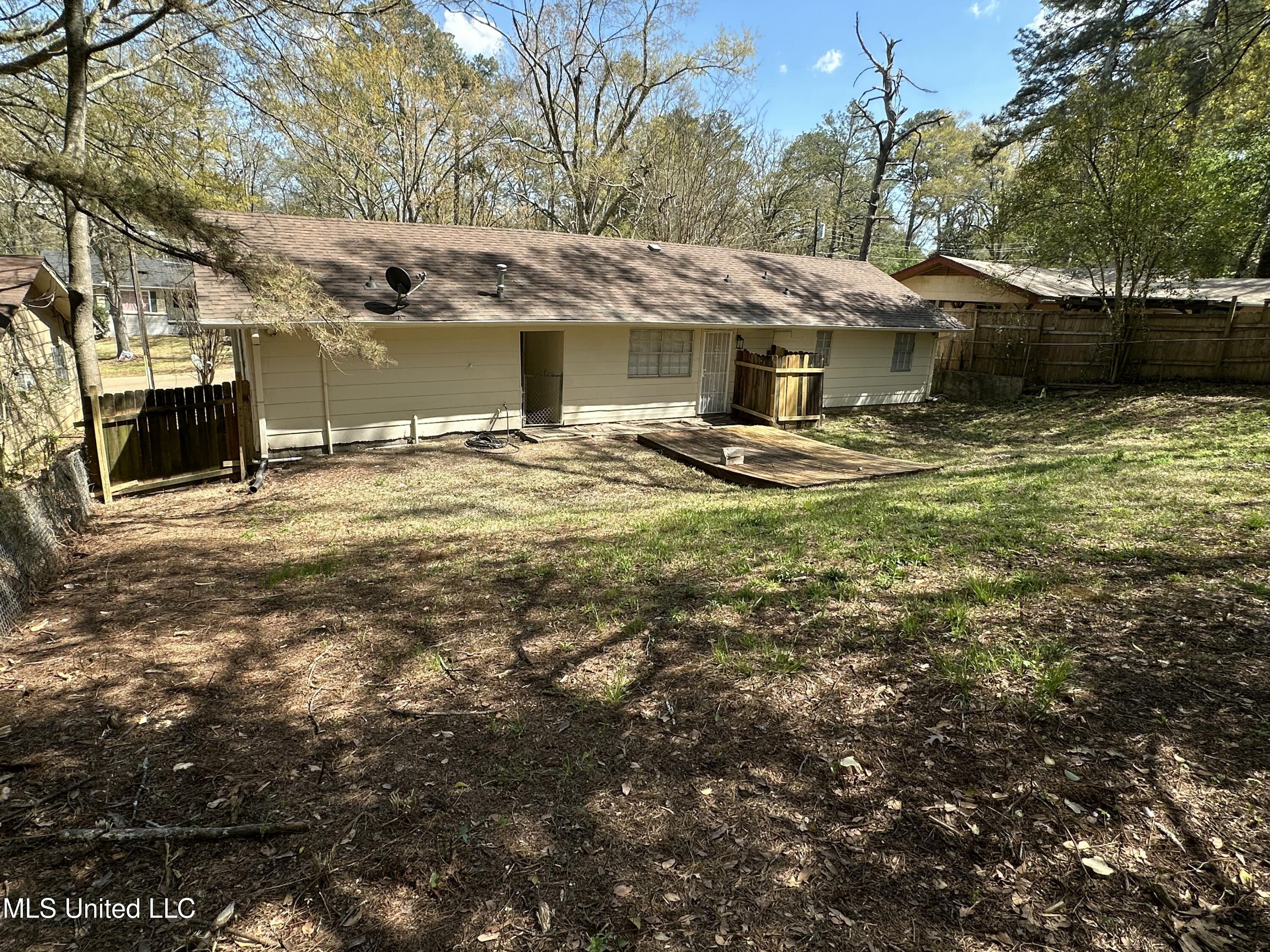 2835 Glenderry Street Jackson, MS 39212 - Photo 34 of 41 IMG_3635