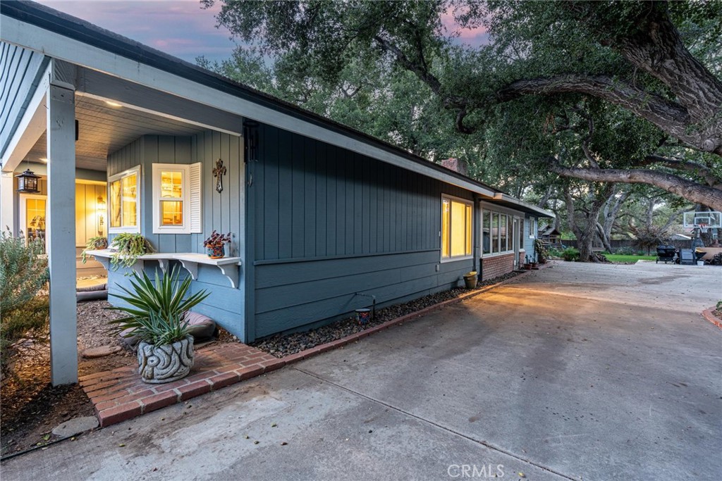 24713 Choke Cherry Lane Newhall, CA 91321 - Photo 38 of 68