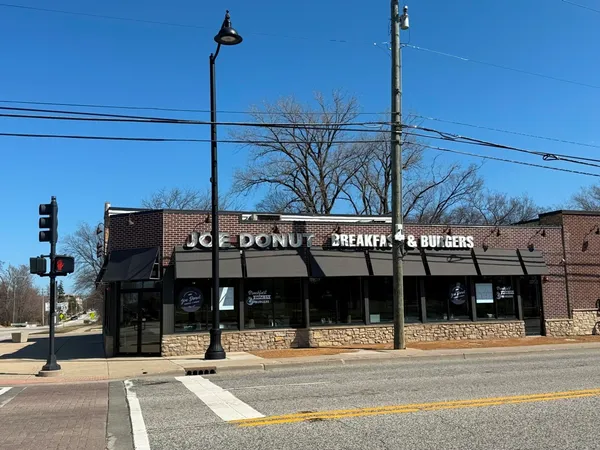 $2,950,000 | 6959 North Milwaukee Avenue, Niles, IL 60714