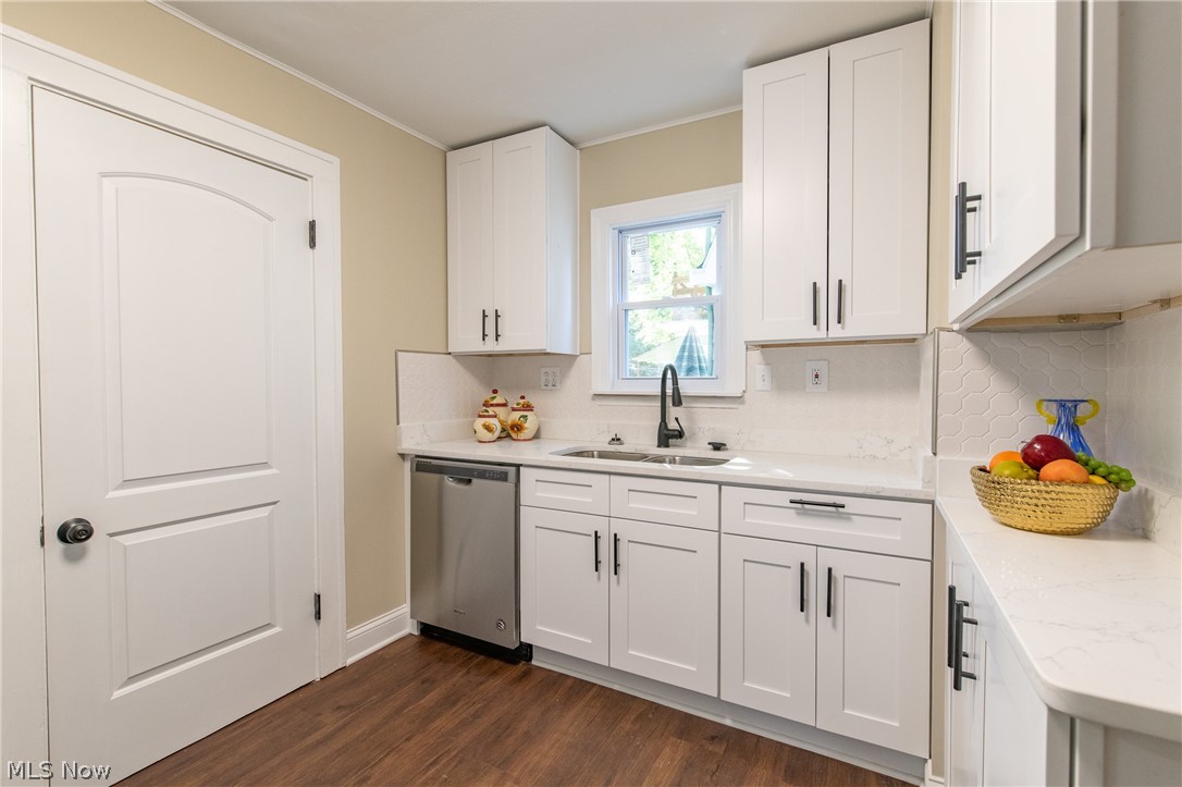 3380 Cedarbrook Road Cleveland, OH 44118 - Photo 13 of 29 Gallery Image 13