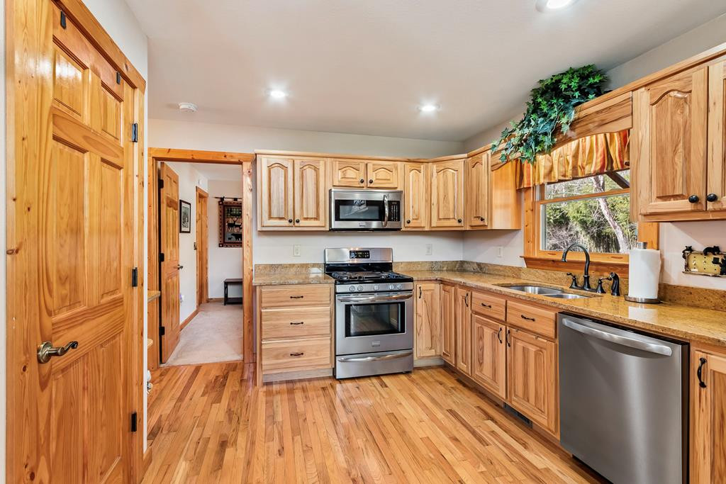 64 Canoe Bend Murphy, NC 28906 - Photo 25 of 71