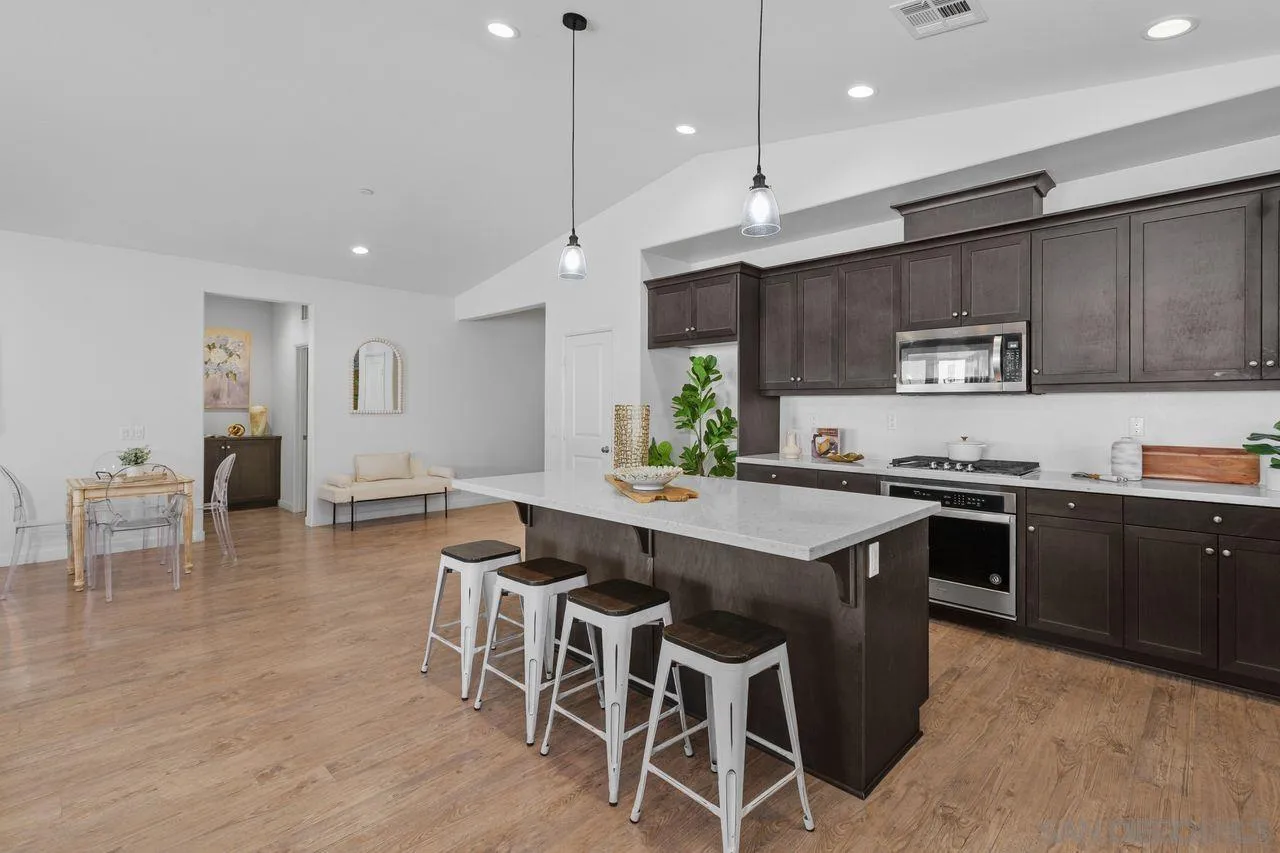 34751 Ribbon Grass Way Murrieta, CA 92563 - Photo 14 of 48