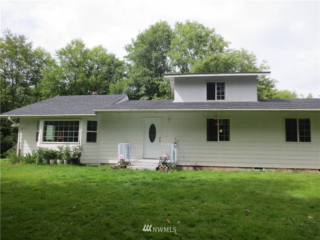 3111 East Grapeview Loop Road Grapeview, WA 98546 - Photo 1 of 25 Gallery Image 1