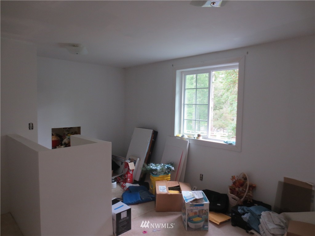 3111 East Grapeview Loop Road Grapeview, WA 98546 - Photo 17 of 25 Gallery Image 17