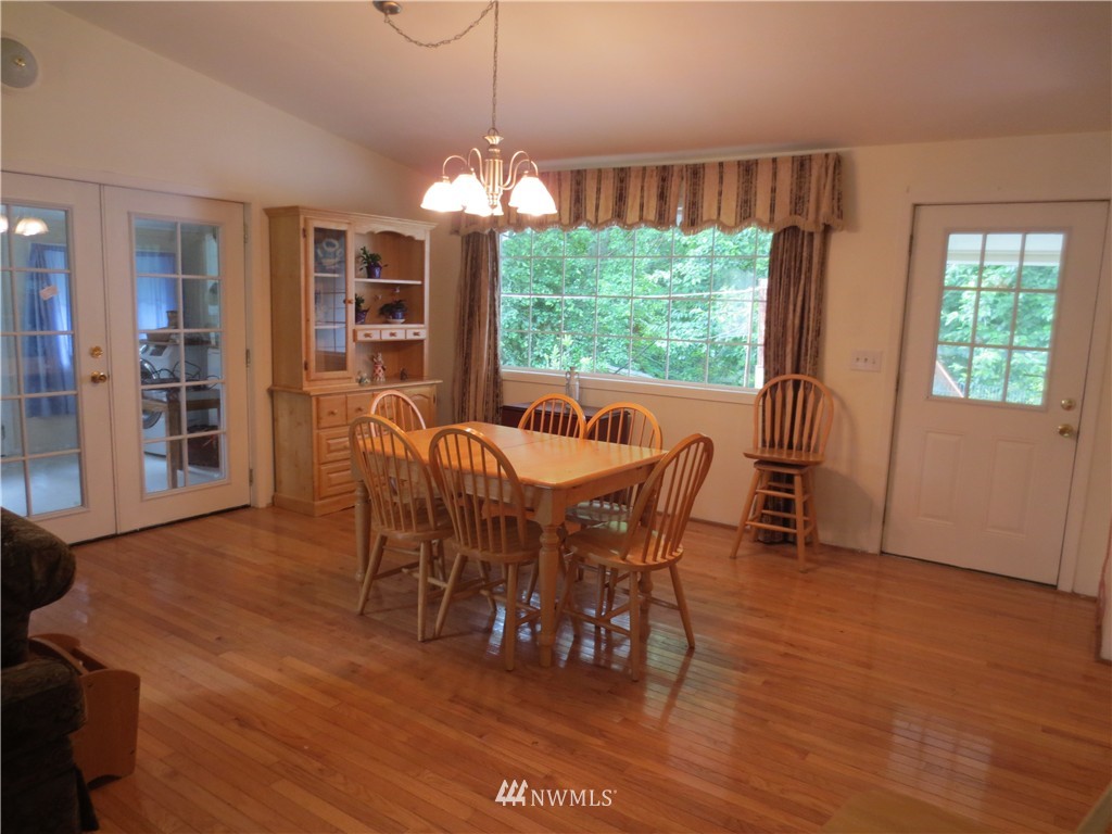 3111 East Grapeview Loop Road Grapeview, WA 98546 - Photo 9 of 25 Gallery Image 9