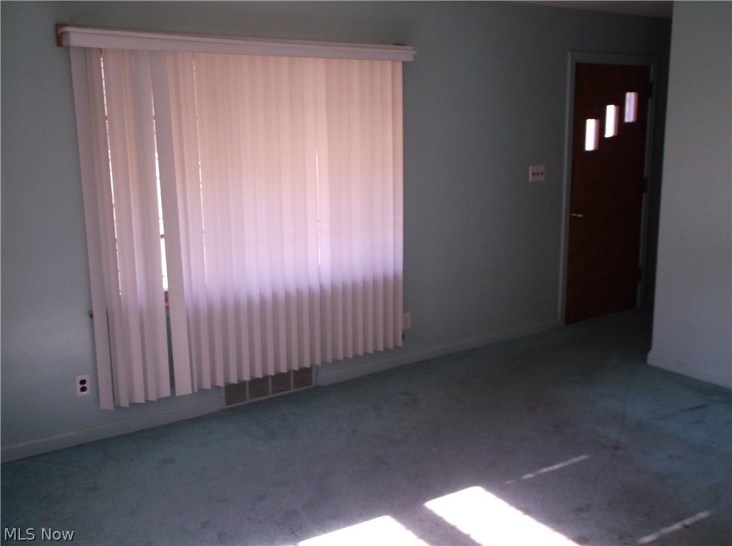 3017 South Meridian Road Youngstown, OH 44511 - Photo 6 of 15 Gallery Image 6