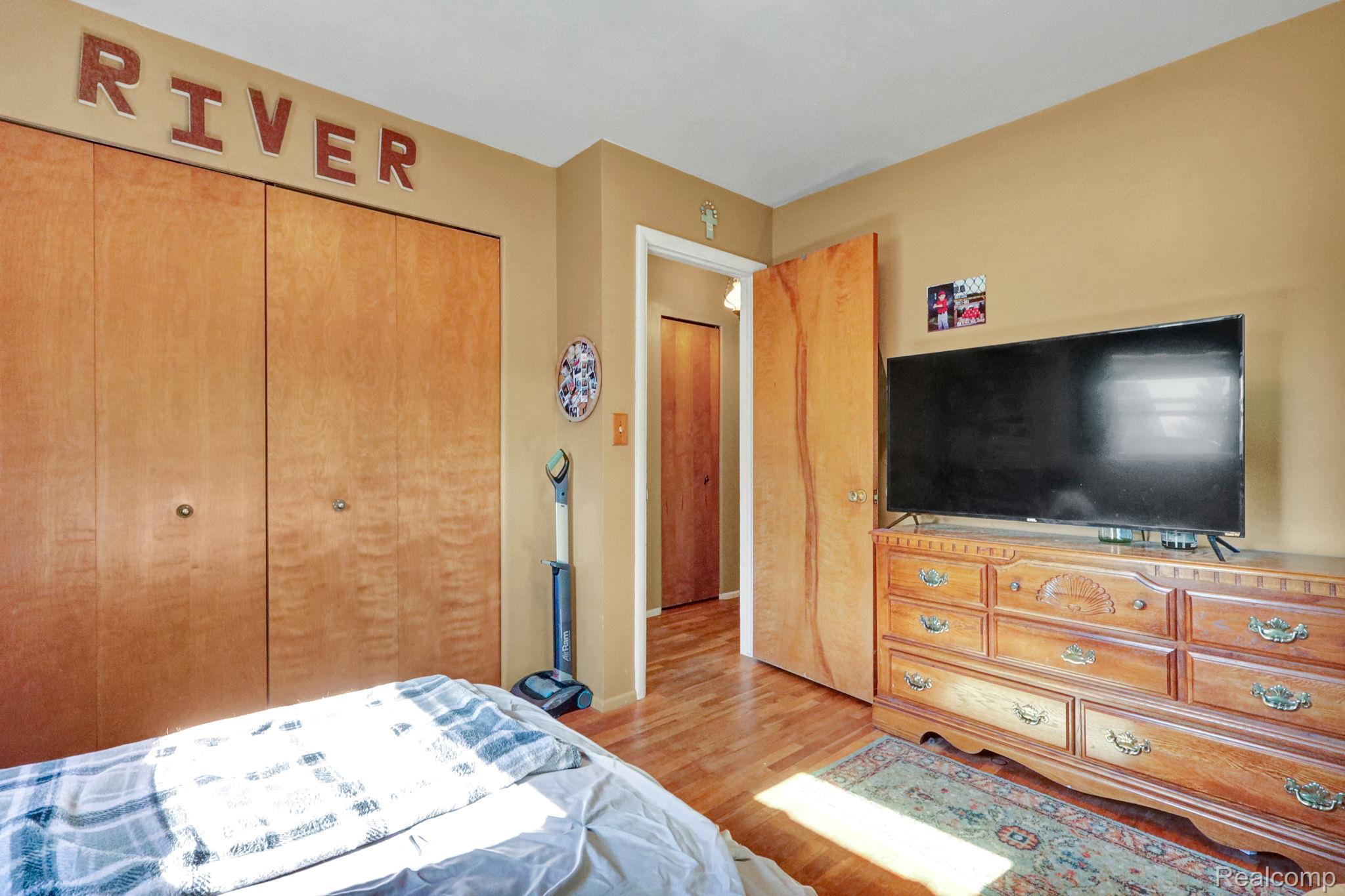 6245 Coldwater Road Flushing, MI 48433 - Photo 18 of 31 21-web-or-mls-Open Ended Media-21.jpg