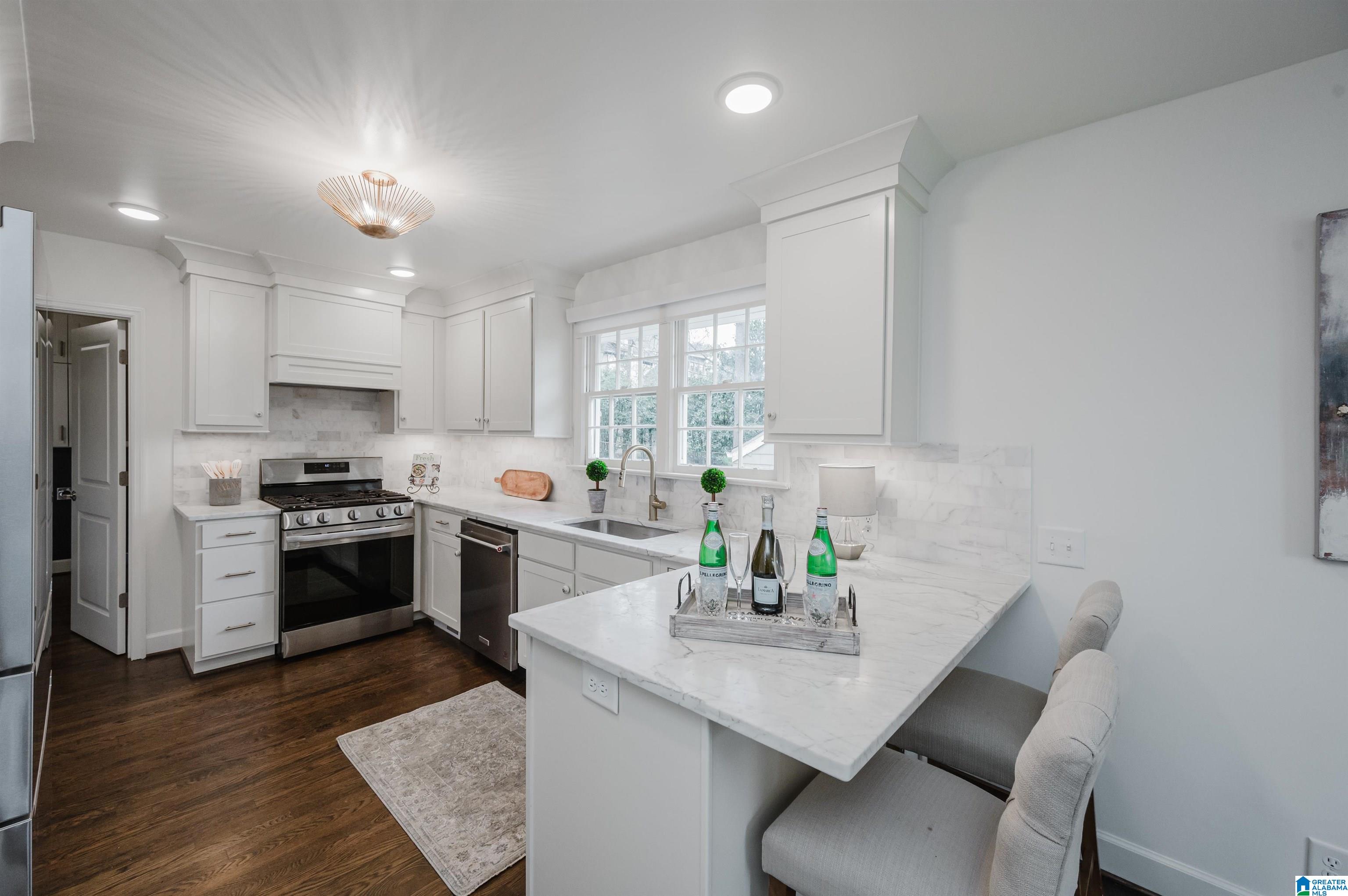 38 Edgehill Road Birmingham, AL 35209 - Photo 15 of 51