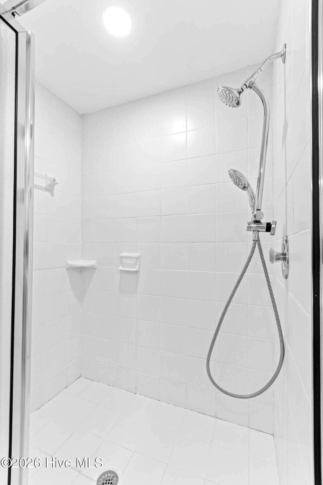 101 Kingston Road Wilmington, NC 28409 - Photo 19 of 47 primary ensuite shower