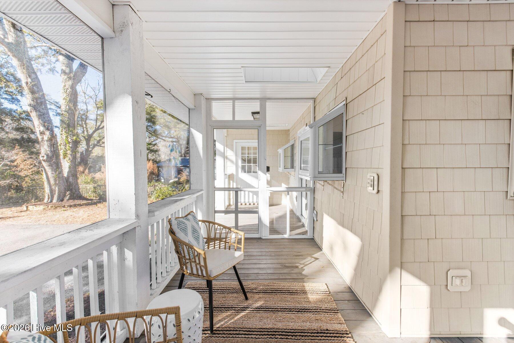 101 Kingston Road Wilmington, NC 28409 - Photo 25 of 47 screened porch