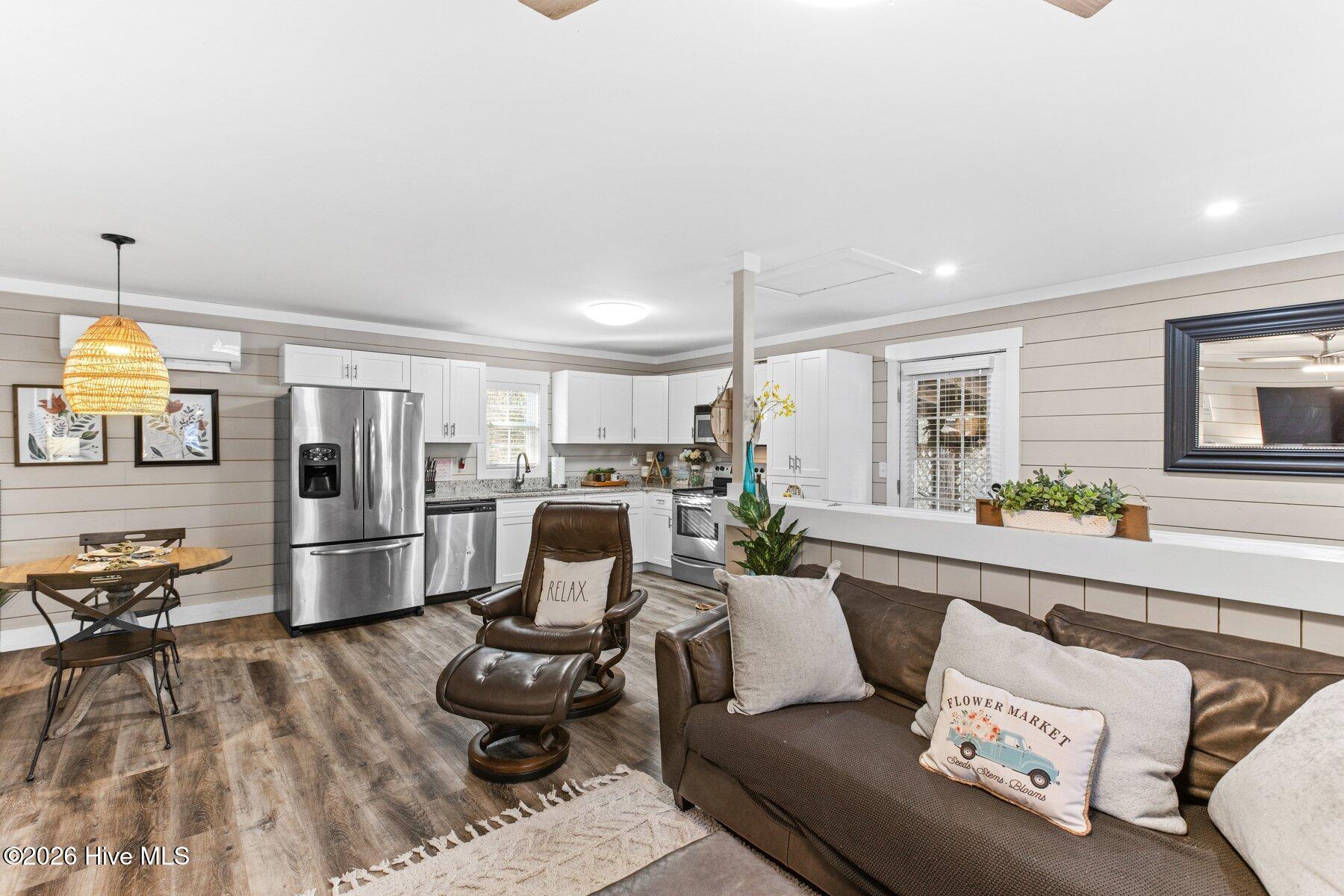 101 Kingston Road Wilmington, NC 28409 - Photo 33 of 47 Apartment