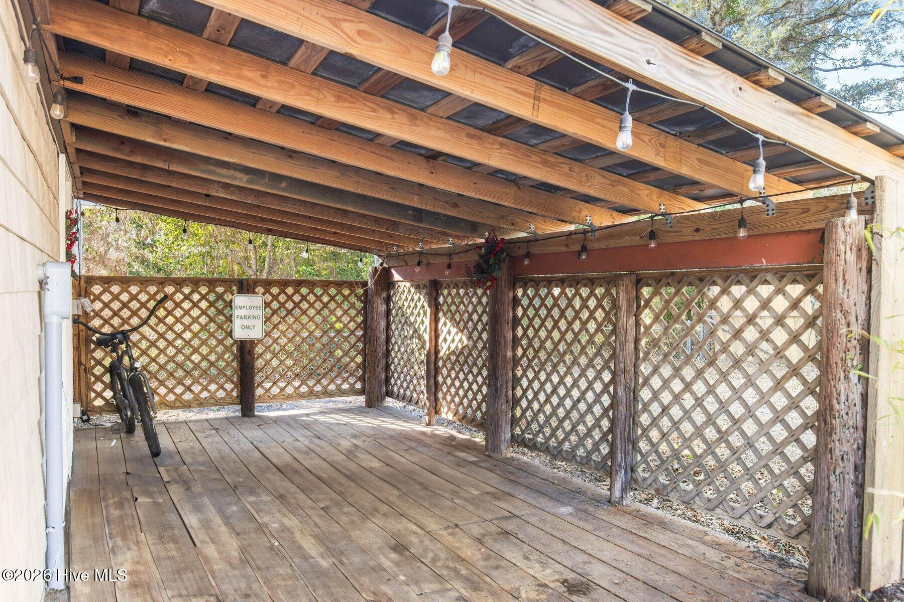 101 Kingston Road Wilmington, NC 28409 - Photo 39 of 47 covered storage guest house