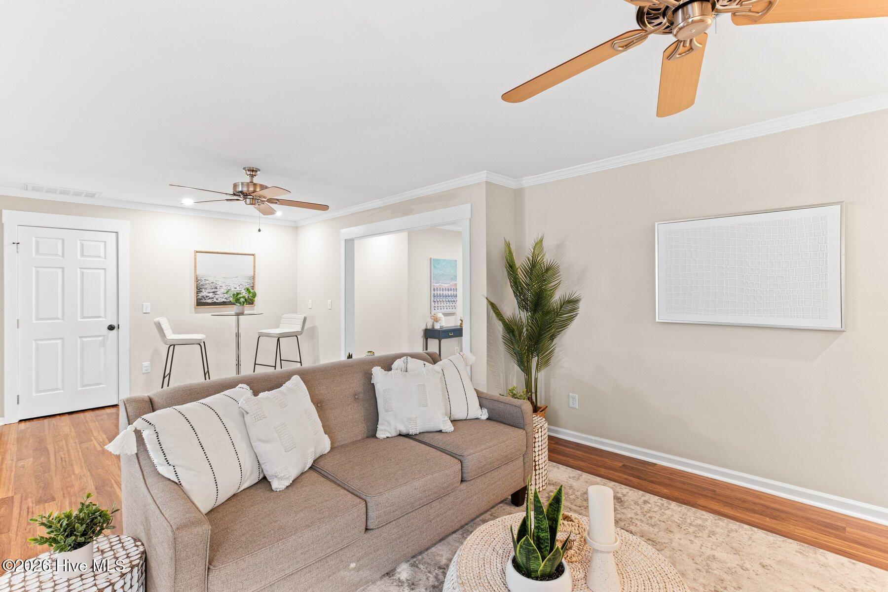 101 Kingston Road Wilmington, NC 28409 - Photo 6 of 47 living room dining area