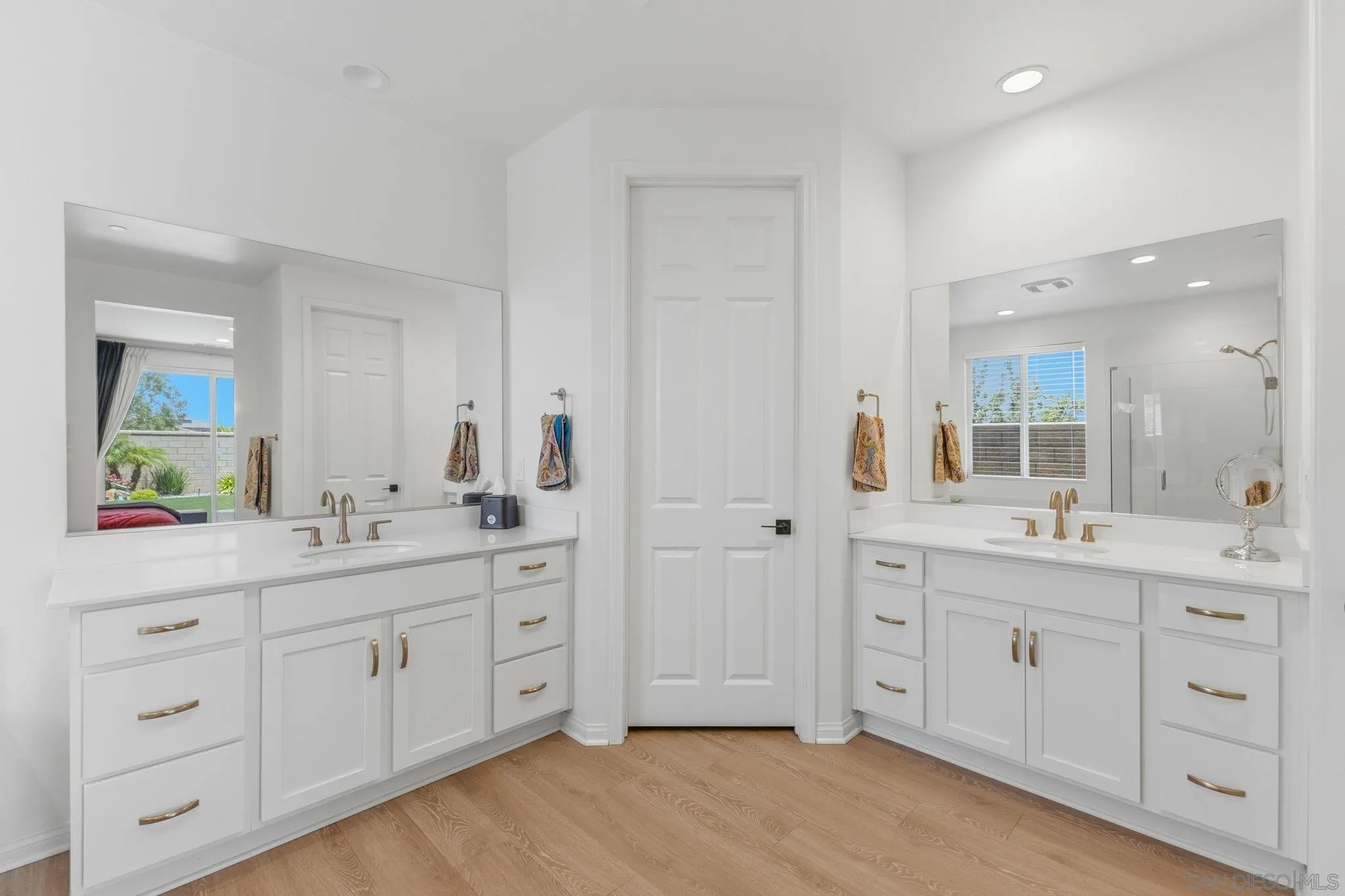 34490 Bloomberry Road Murrieta, CA 92563 - Photo 28 of 56