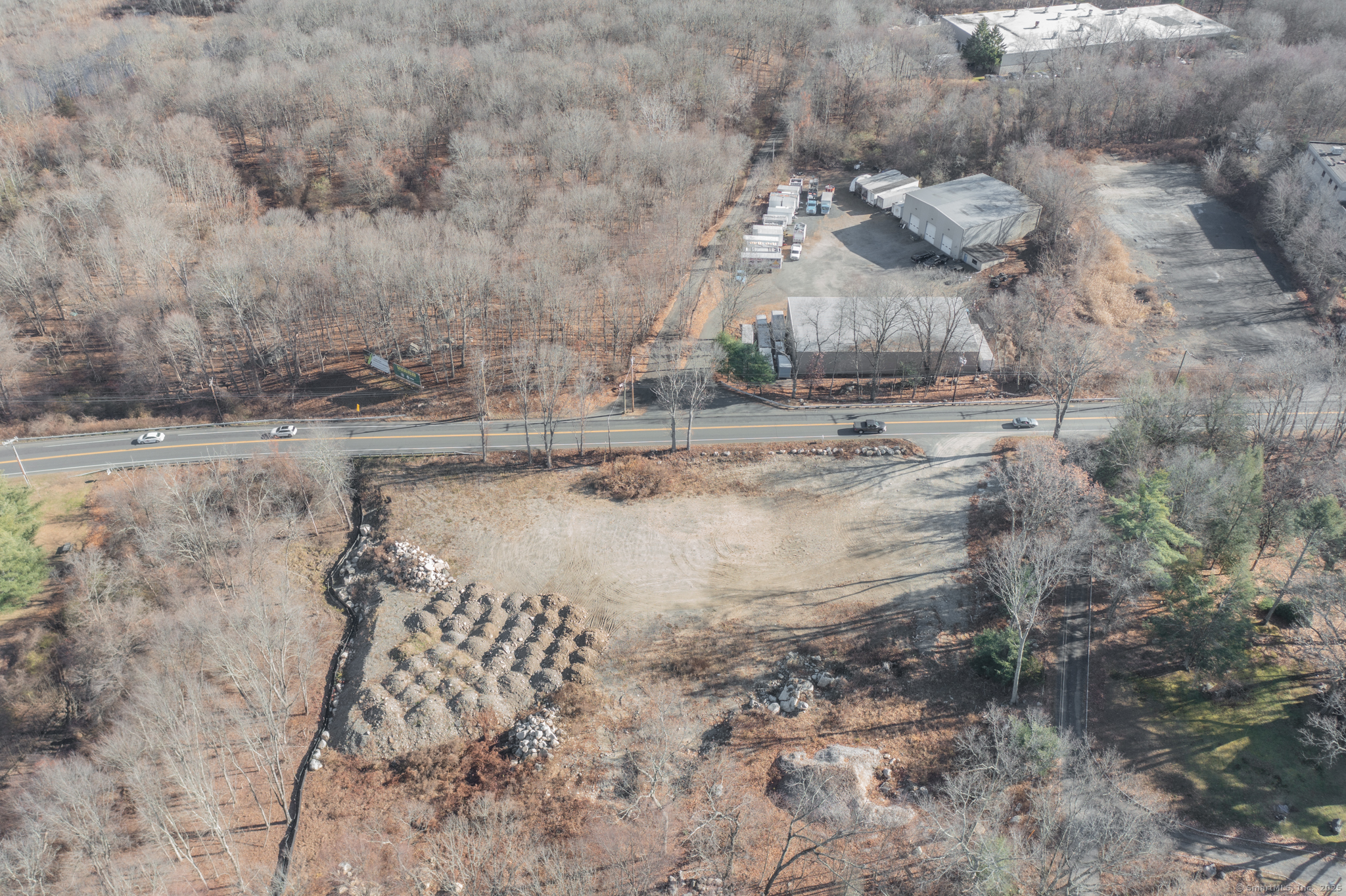 909 Main Street Monroe, CT 06468 - Photo 4 of 8