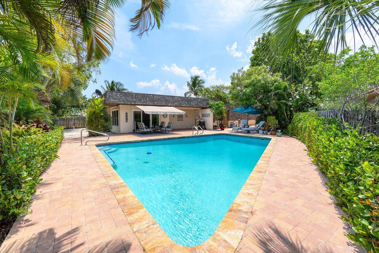 425 Northwest 11th Street Boca Raton, FL 33432 - Photo 17 of 34 Backyard