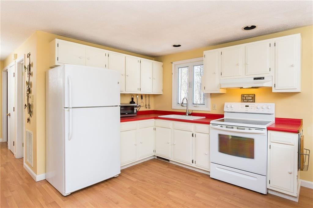 329 Sunset Road Springvale, ME 04083 - Photo 10 of 20 Photo
