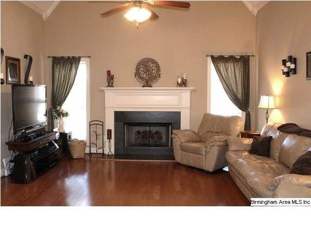 474 Heathersage Road Alabaster, AL 35114 - Photo 4 of 25 Gallery Image 4