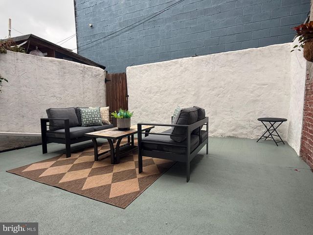 $925,000 | 503 S Street Northwest, Washington, DC 20001