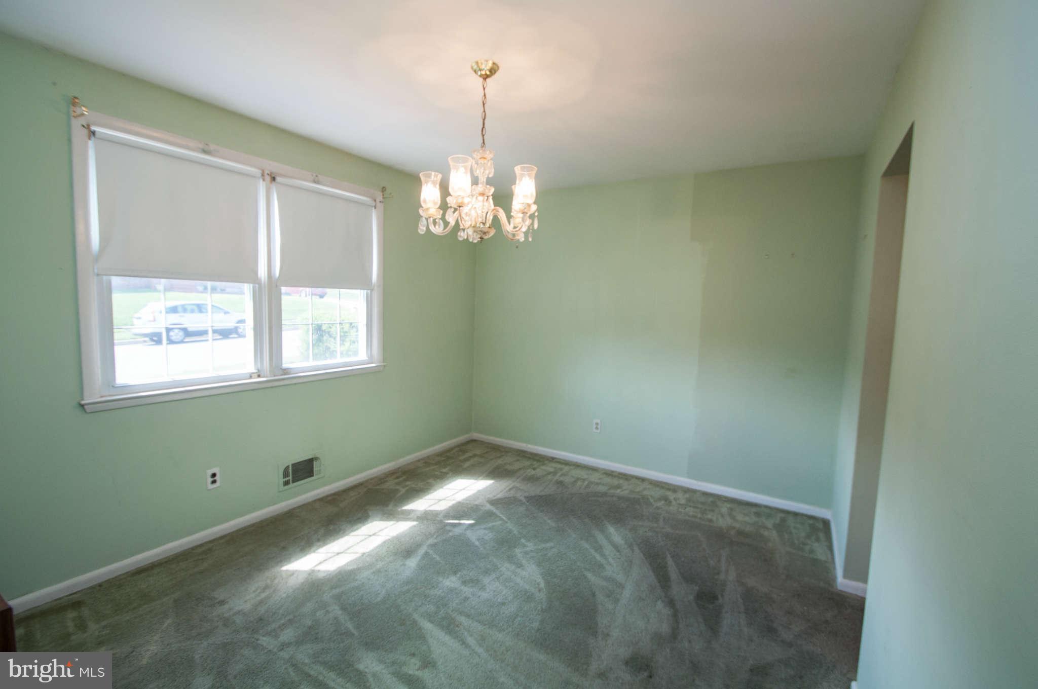 3320 Ripple Road Baltimore, MD 21244 - Photo 3 of 12 Dining Room