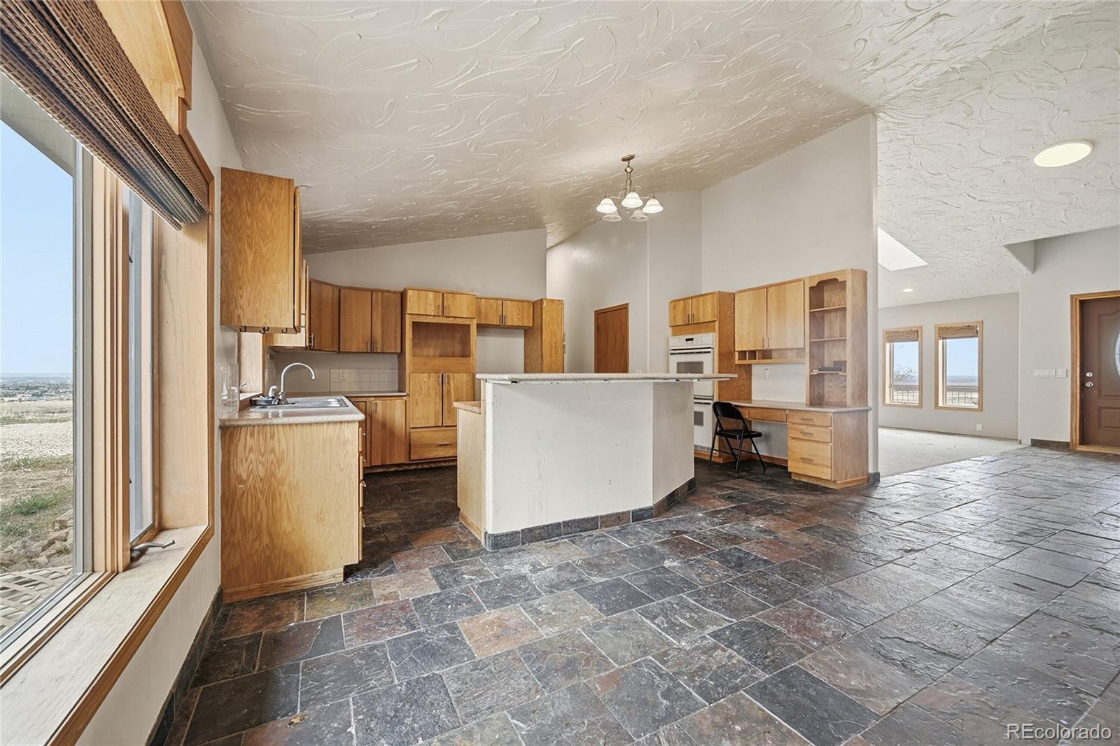 6095 Hidden Springs Road Fort Collins, CO 80526 - Photo 12 of 48