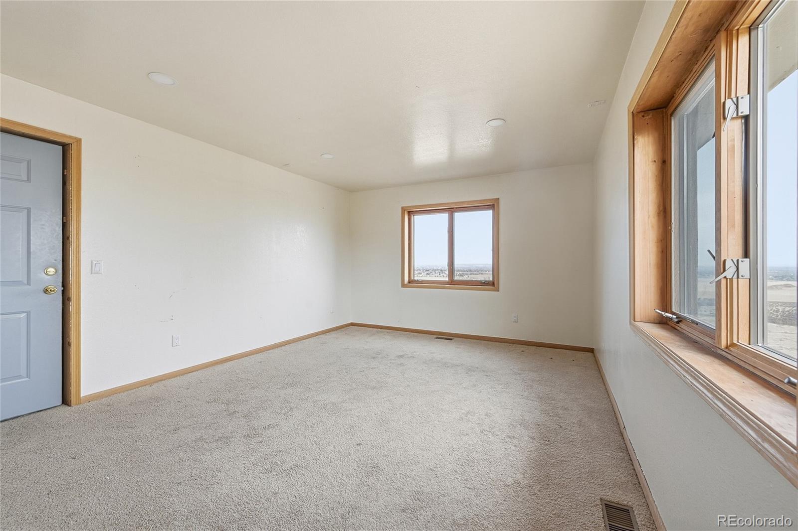 6095 Hidden Springs Road Fort Collins, CO 80526 - Photo 23 of 48